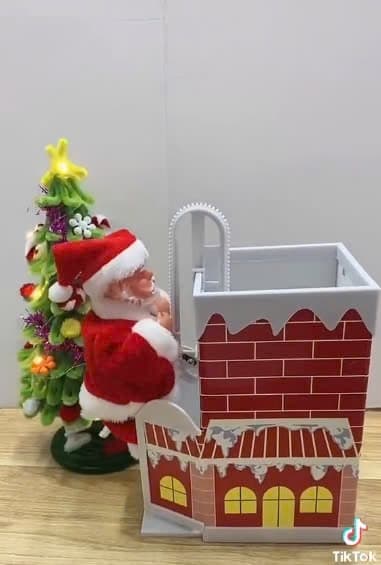 Ông già noel chui ông khói