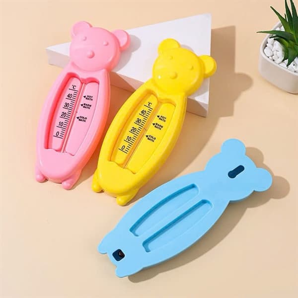 Đo nhiệt nước tắm gấu HT307
