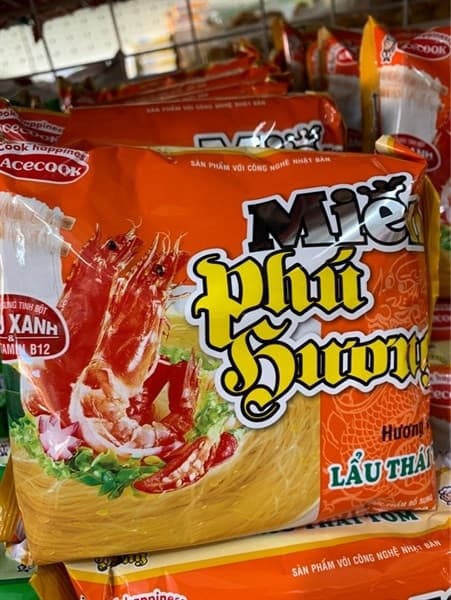 Miến Phú Hương vị lấu Thái tôm VINA Acecook (24G/T)