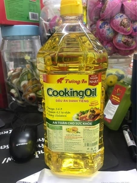 Dầu ăn Tường An cooking oil 2L (3C/T)