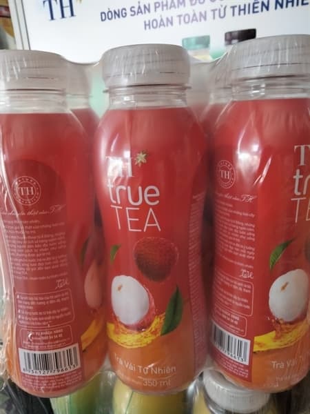 TH True Tea Trà vải Tự Nhiên 350ml