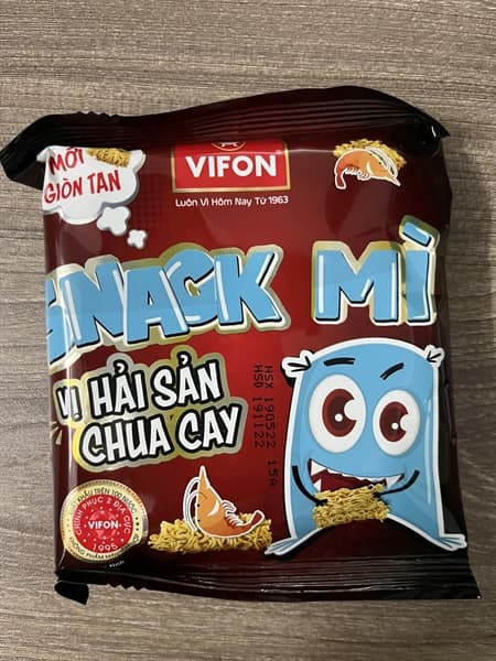 Snack mì Vifon vị hải sản chua cay 30g (24G/T)