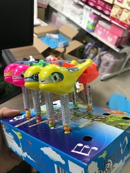 Kẹo còi hình máy bay Director Toy cây 3g DT132 (12C/H)