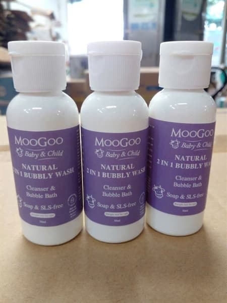 Sữa tắm gội tự nhiên từ cám gạo tạo bọt cho bé 2 trong 1 50ml - moogoo