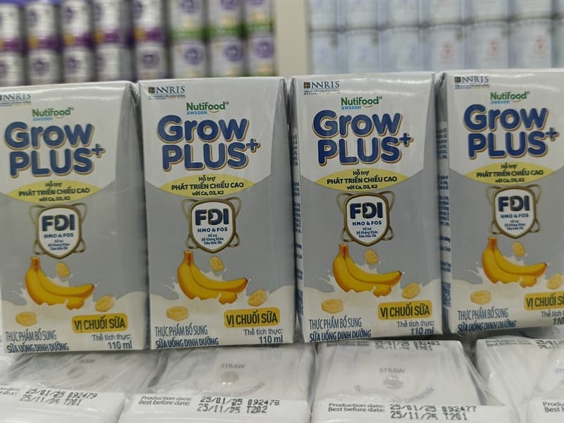 Sữa nước Nutifood GrowPlus Vị Chuối sữa 110ml (020346)