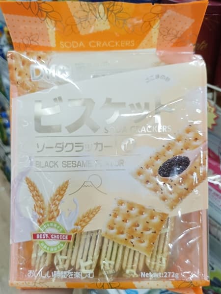 Bánh quy DMC Soda Cracker màu cam 272g*16