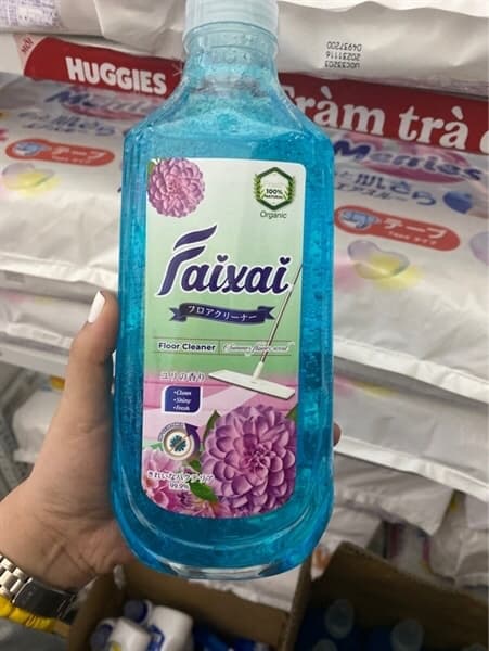 Nước lau sàn thiên nhiên Faixai 1L (hoa hạ)