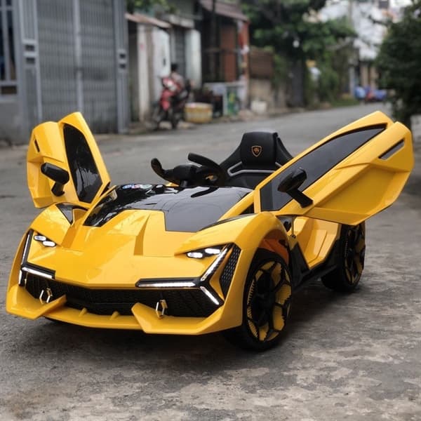 Xe ô tô điện NEL603