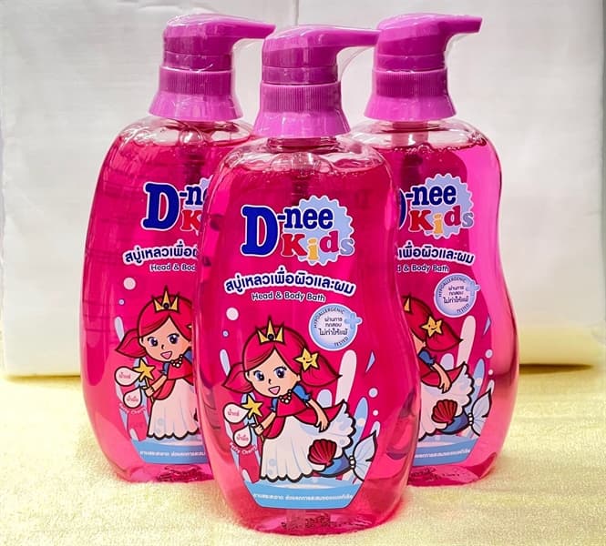 Tắm gội Dnee 400ml ( Hồng )
