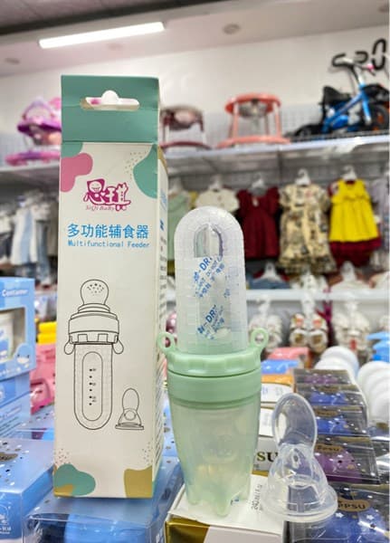 Bình nhai trái cây và ăn bột (0212)