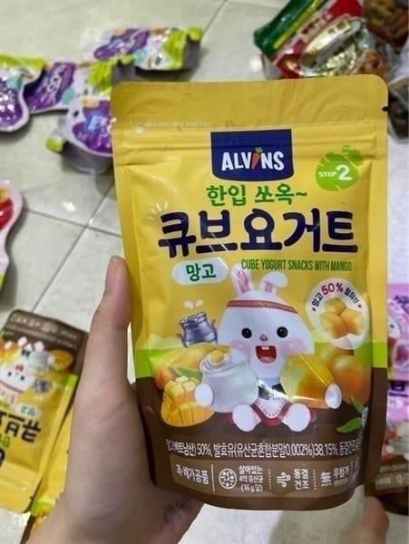 Sữa chua khô sấy lạnh vị xoài Alvins 16g