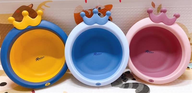 Chậu rửa mặt cho bé hình vương miện Royal Care 0620-RC-8924-B, màu xanh dương