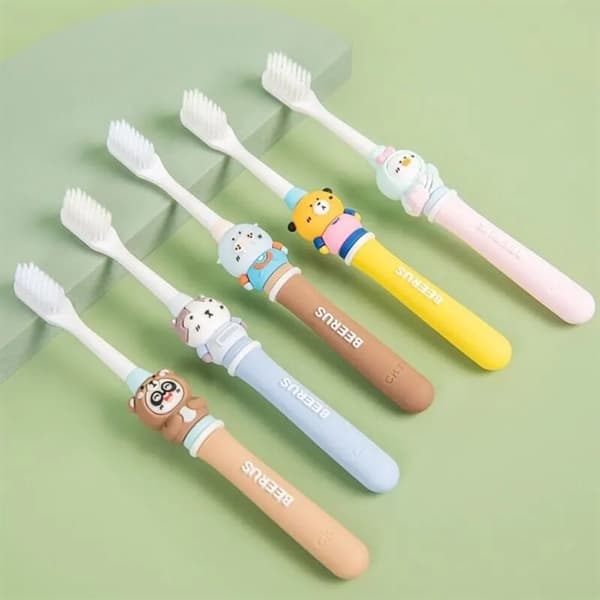 Bàn chải đánh răng cho bé hình thú - Mix HK2304