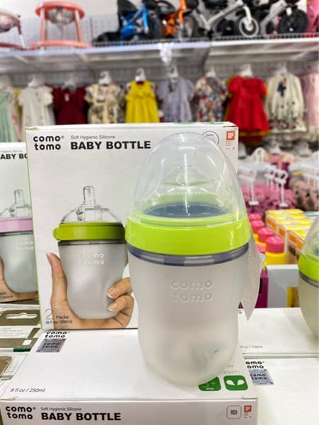 Bộ 2 Bình Sữa Silicone Comotomo 250ml ( Xanh )