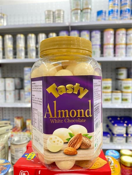 Kẹo Socola hạnh nhân White Almond (360g)