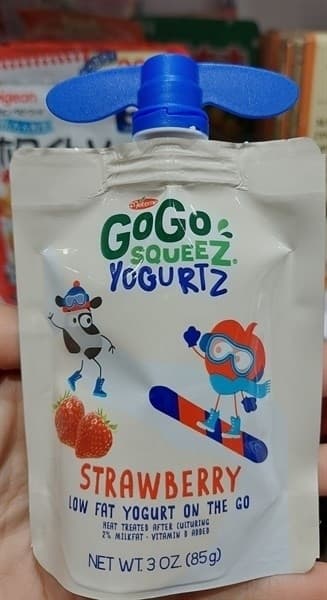 SỮA CHUA HOA QUẢ DẠNG TÚI GOGO SQUEEZ YOGURTZ CHUỐI