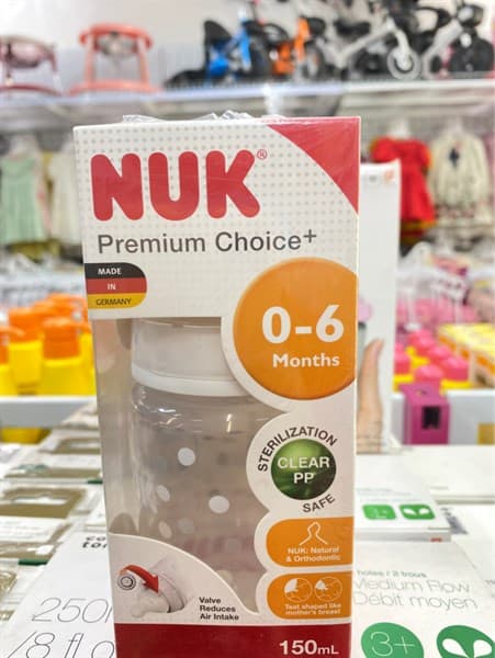 Bình Sữa NUK PP 150ml Núm Ti Silicone S1 - M