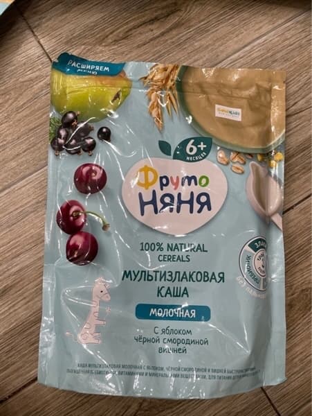 Bột ăn dặm Fruto 6+ táo, nho, cherry 200g