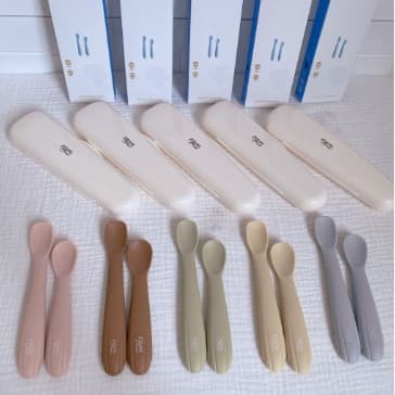 Sét 1 thìa khởi đầu + 1 thìa dài kèm hộp đựng Tgm