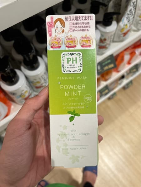 Dung dịch vệ sinh phụ nữ PH Care (hương bạc hà)