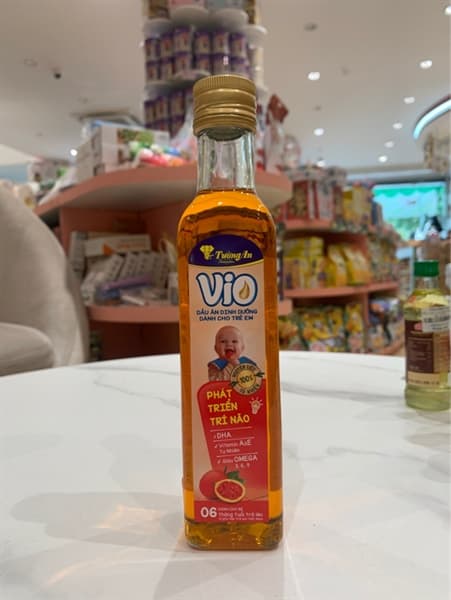 Dầu ăn Tường An Vio gấc 250ml