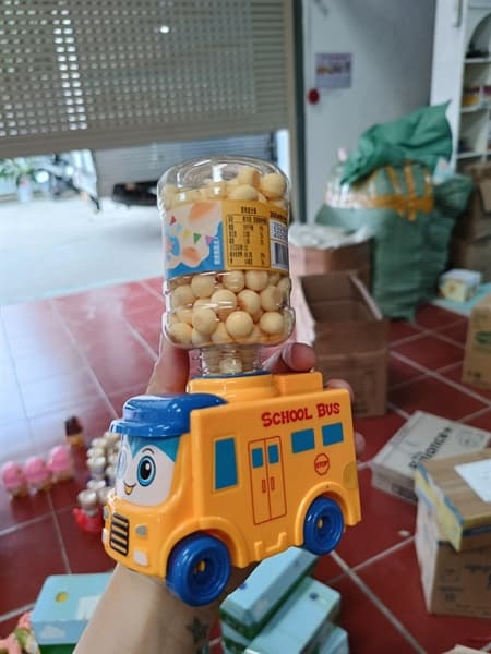 Bánh Steamed buns biscuits vị trứng_(Xe Bus VÀNG MỚI) 50g