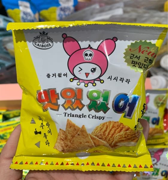Bánh Snack tam giác HQ vỊ sườn gà 25g