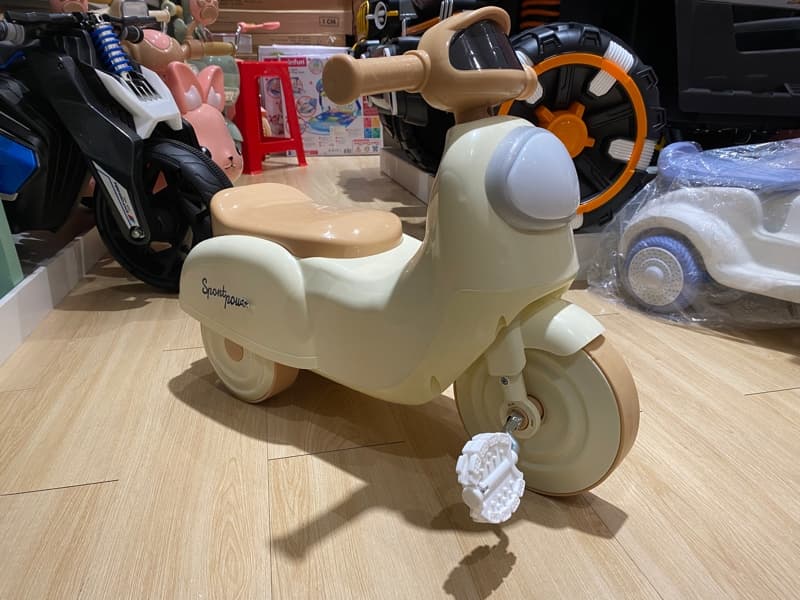 Xe chòi 3 bánh 588 hình vespa