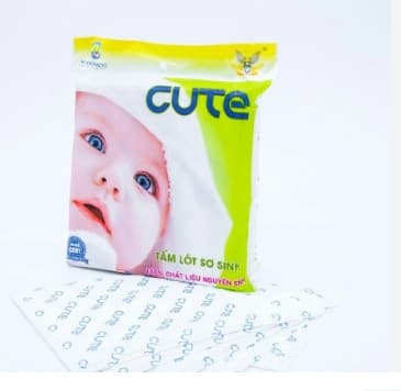 Tấm đệm lót sơ sinh Cute 30 cái / bịch