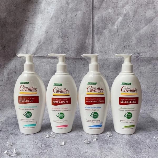 Dung dịch vệ sinh phụ nữ khử mùi thơm mát Roge Cavailles Pháp 250ml