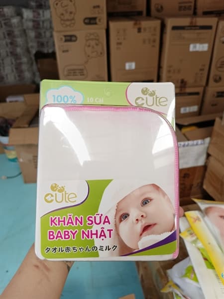 Khăn sữa Nhật Cute 4 lớp 25*27 hộp 10 cái