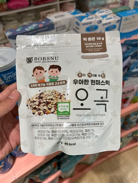 Bánh gạo ngắn Bobsnu vị ngũ cốc 10gr