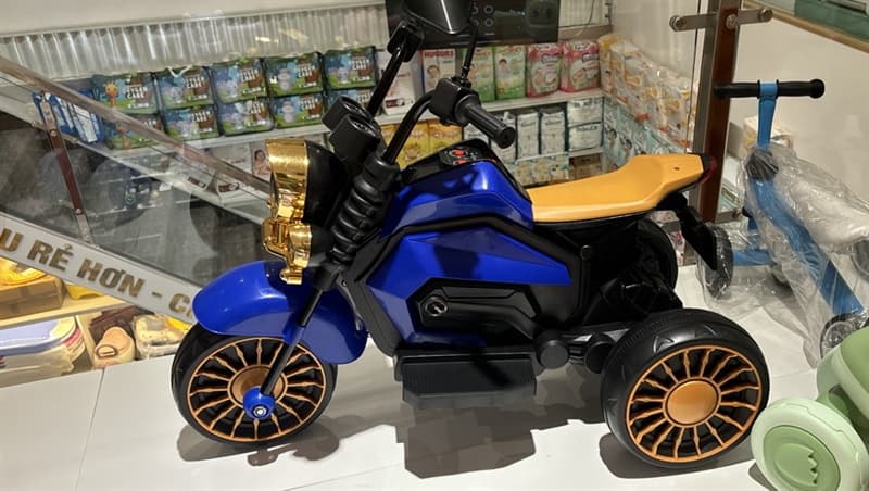 Xe Điện Mô Tô 5188 Có 3 Đèn Trước