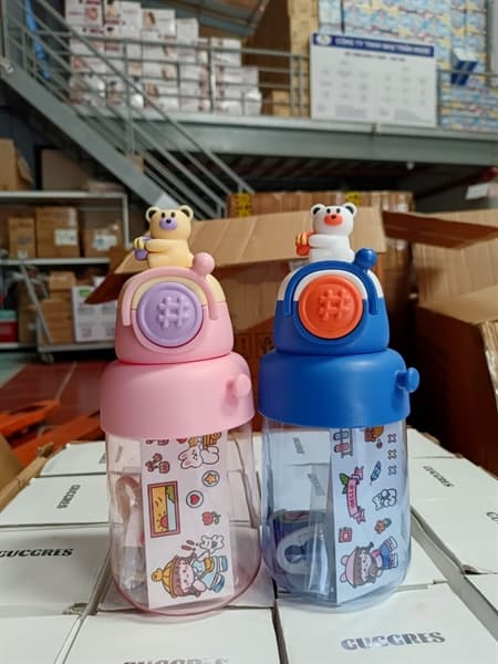 Bình Nhựa Nắp Gấu 750ml