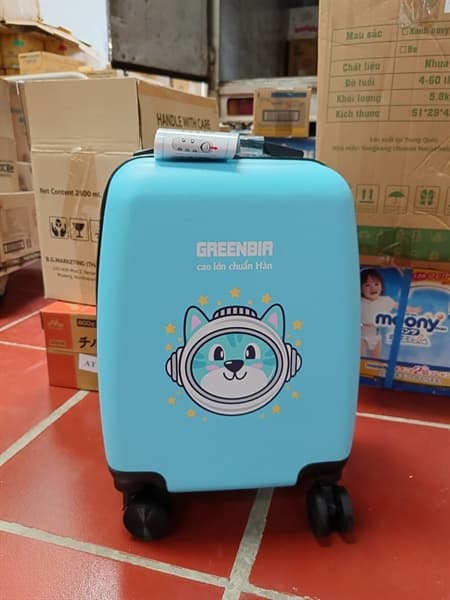 KM Sữa kidmore hình sóc - Vali Green nature ( 2 khay)