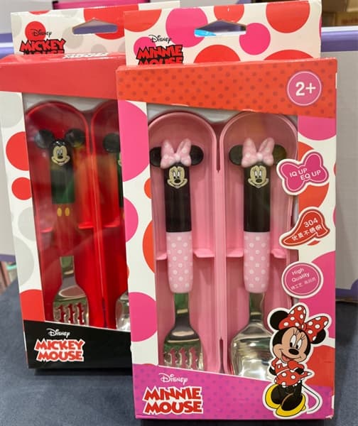 DAD Set muỗng nĩa Inox 3D nhỏ in hình kèm hộp -Minnie