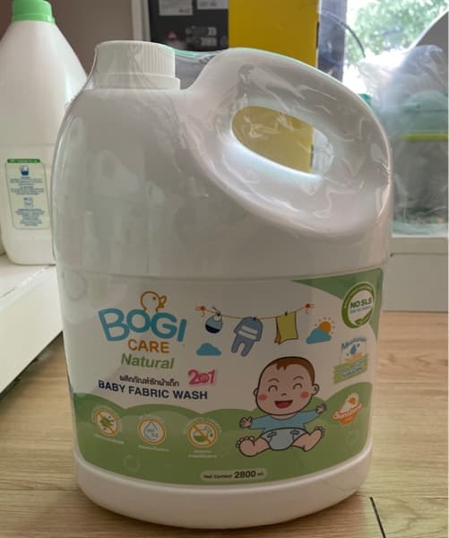 Giặt Xả Quần Áo Bogi Care Can 2,8L - Xanh lá