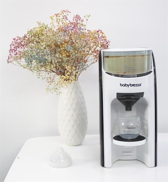 Máy pha sữa Baby Brezza Formufa Pro Advanced