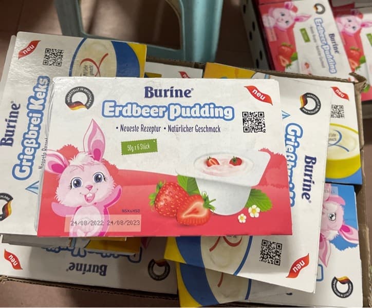 Burine- Váng sữa vị dâu (50g*6 hộp)