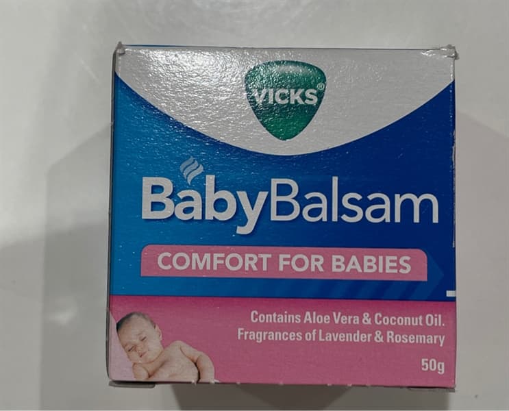 Dầu bôi ấm ngực Vicks Baby Balsams 50g Úc