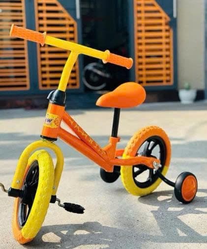 Xe chòi chân thằng bằng Grown